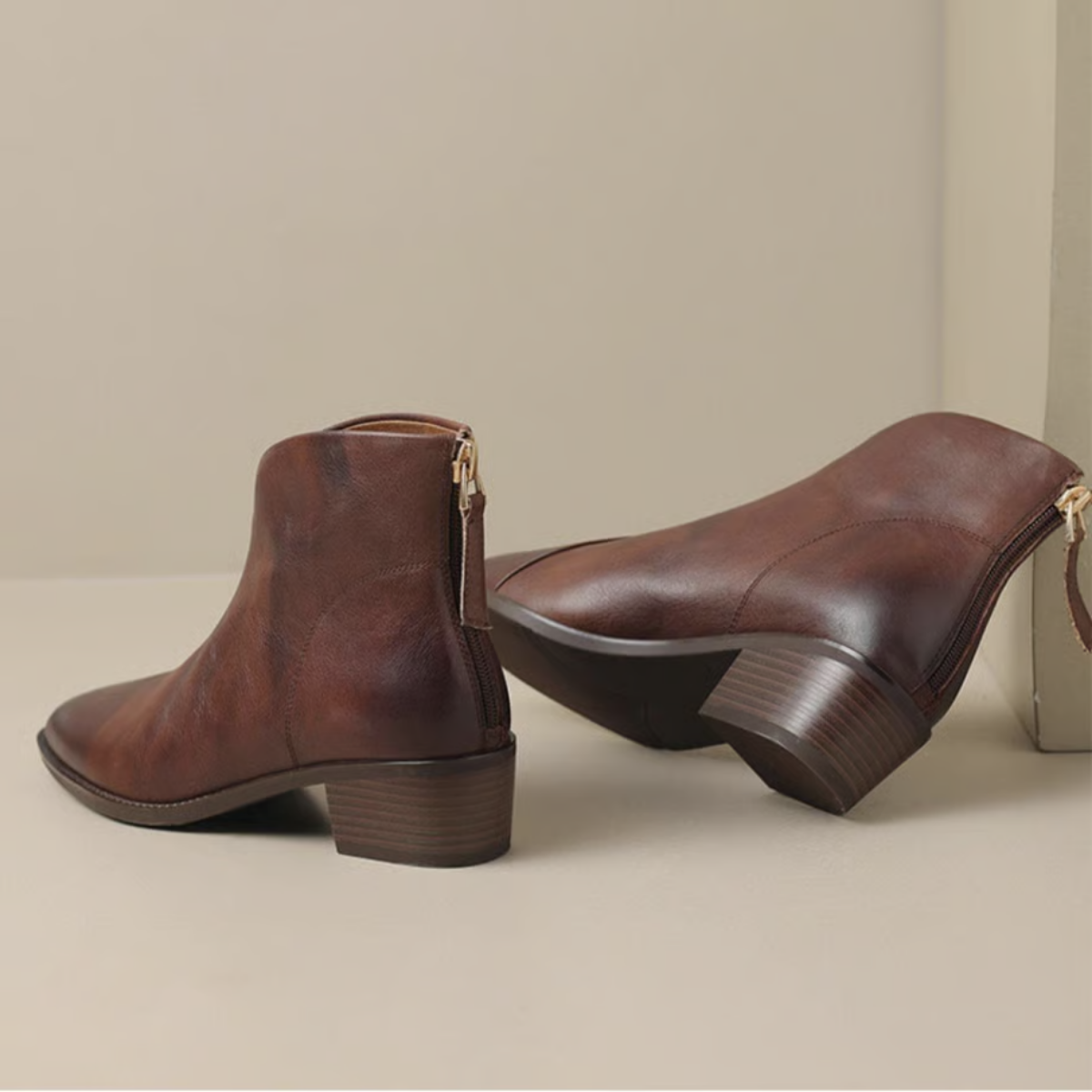 BEATRIZ | Botins de salto baixo em couro vegano