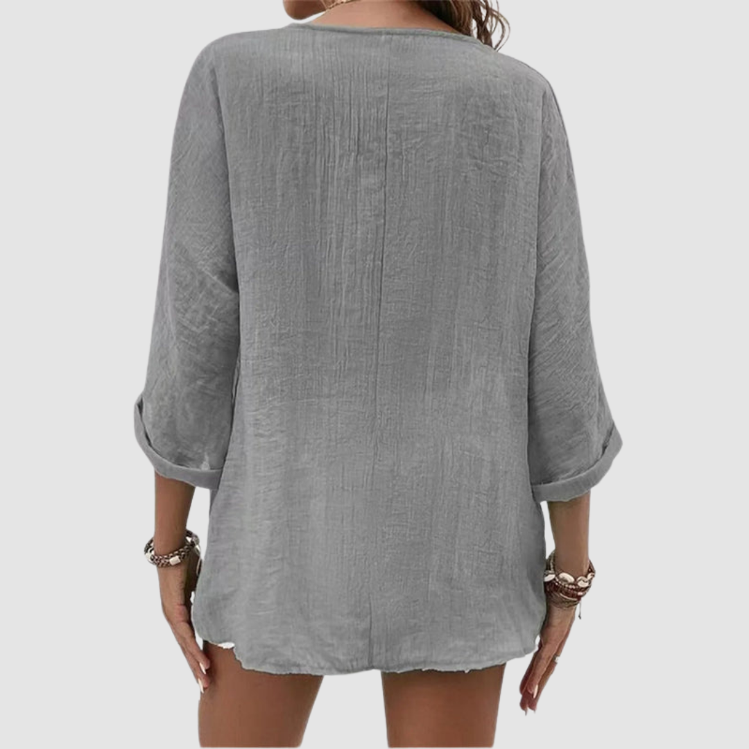 MÓNICA | Blusa com decote em V e mangas a três quartos