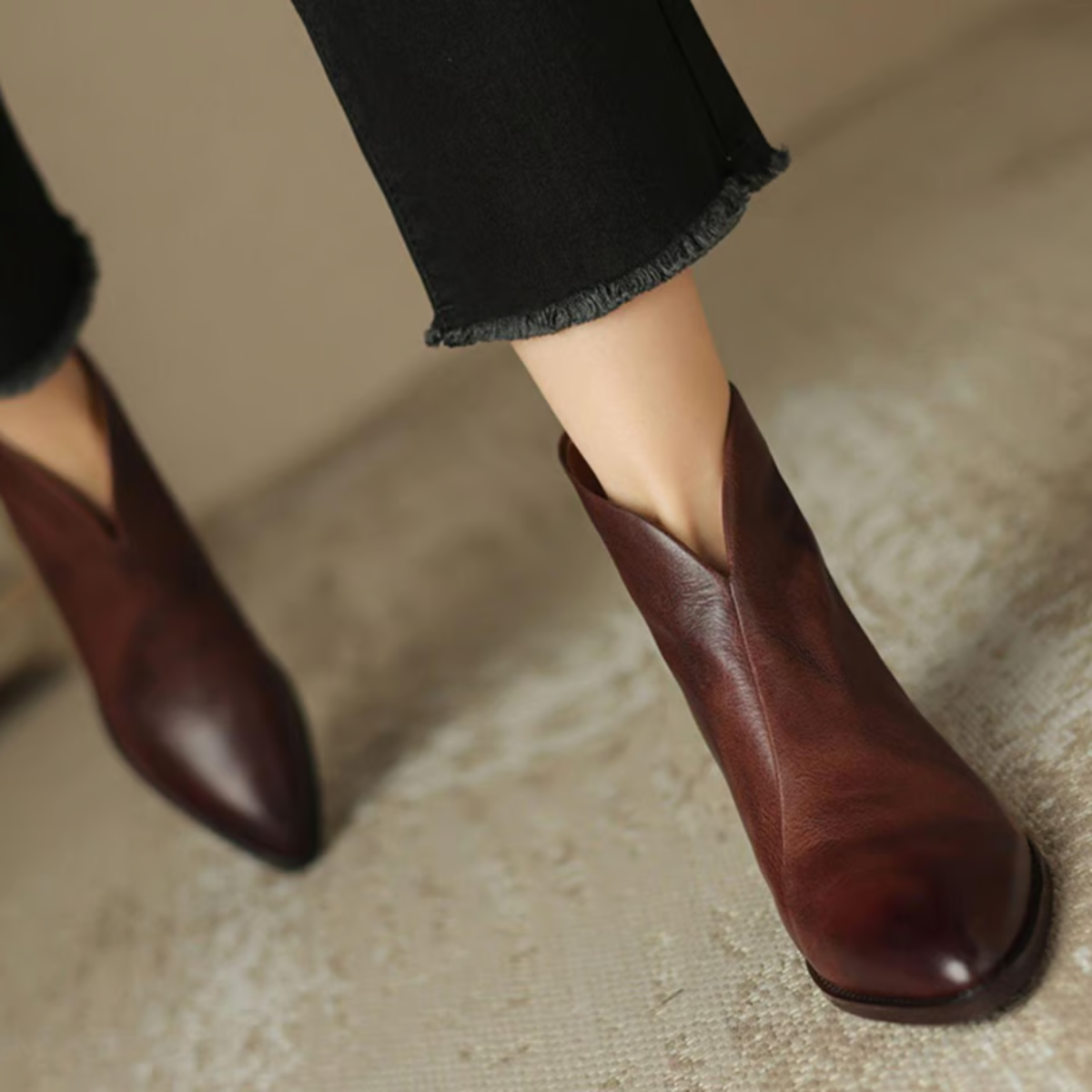BEATRIZ | Botins de salto baixo em couro vegano