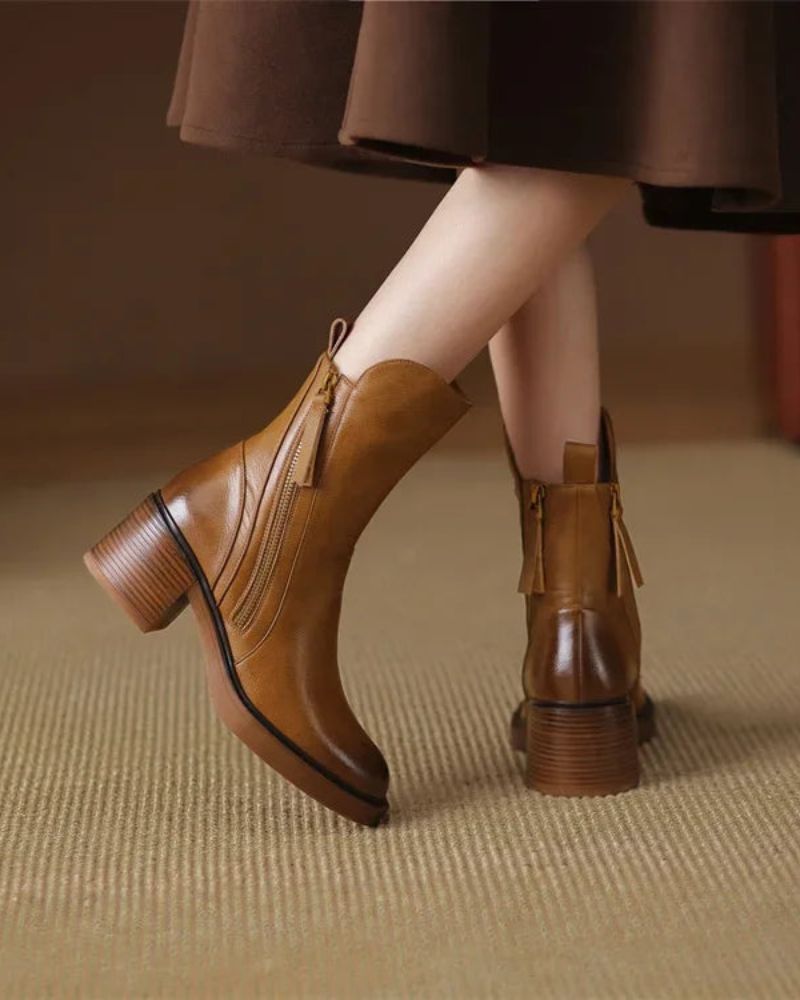 CAMILA | Botas de couro com salto quadrado