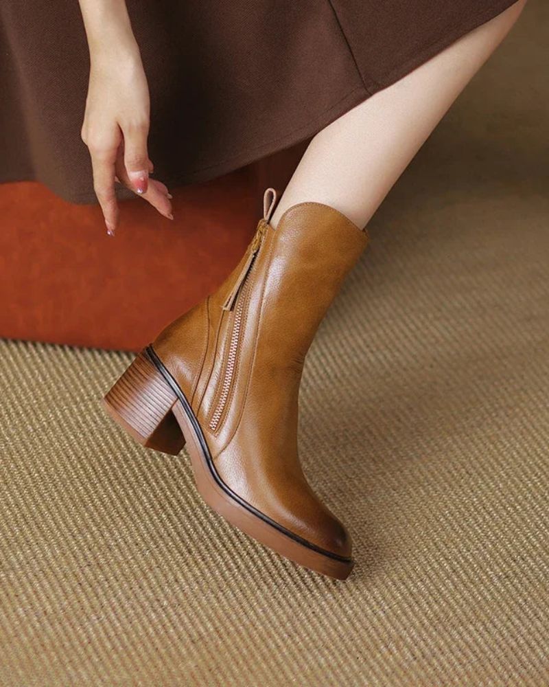 CAMILA | Botas de couro com salto quadrado
