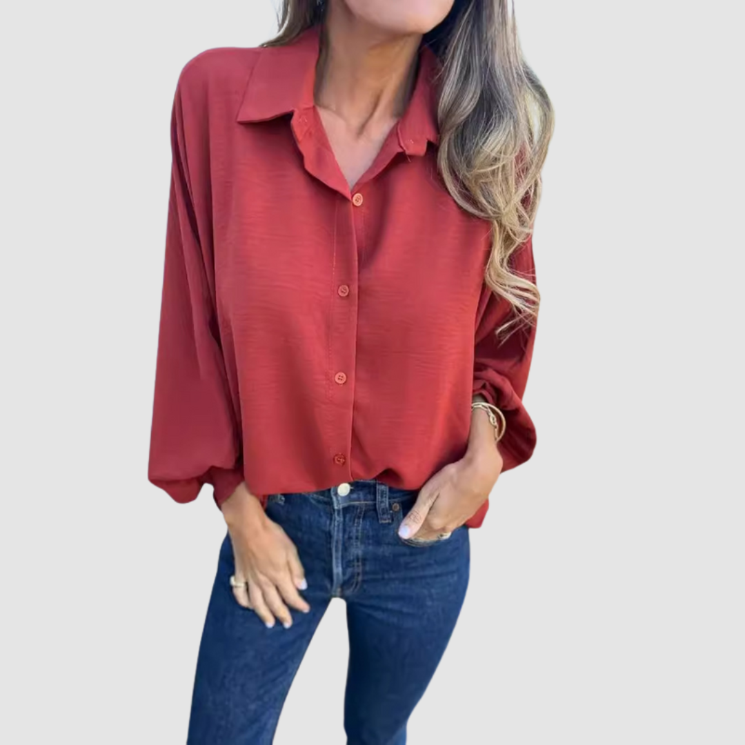 LIZA | Blusa oversize com colarinho pontiagudo