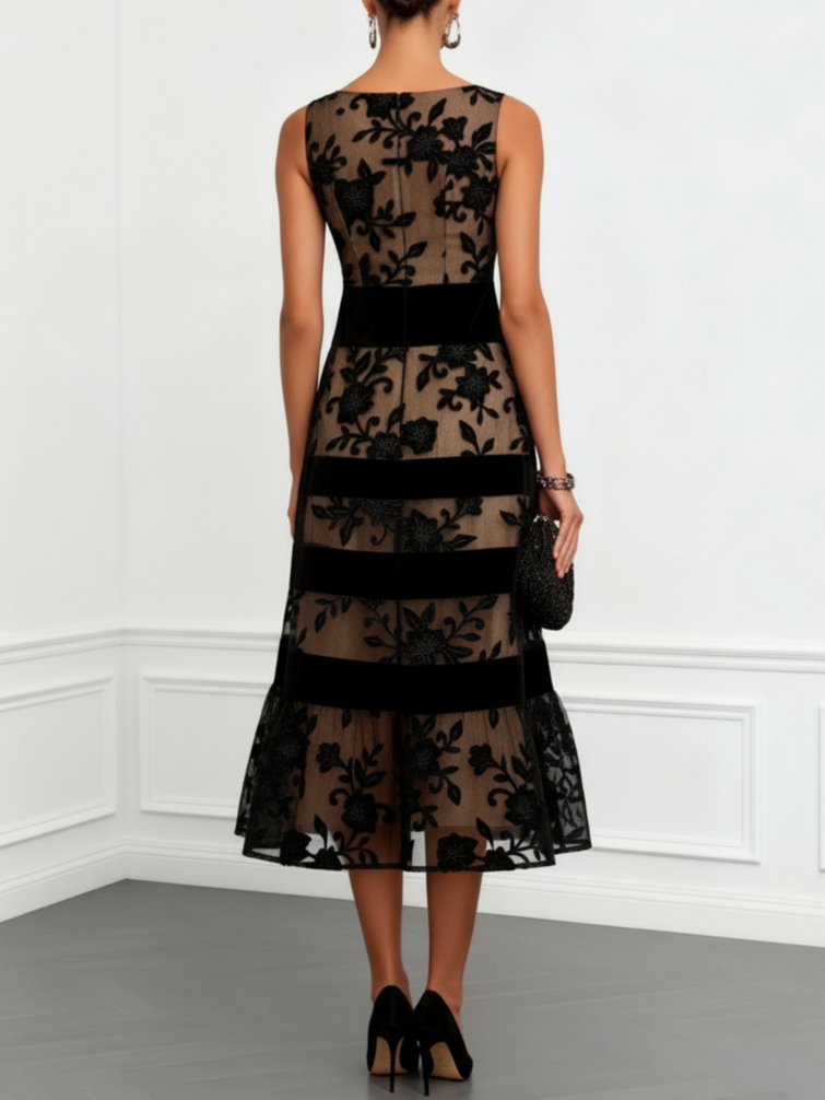 HARPER | Vestido midi em renda floral sem mangas